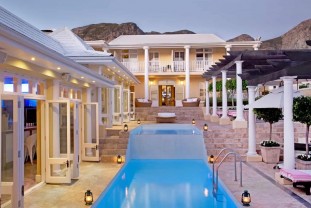 birkenhead-house-back-pool